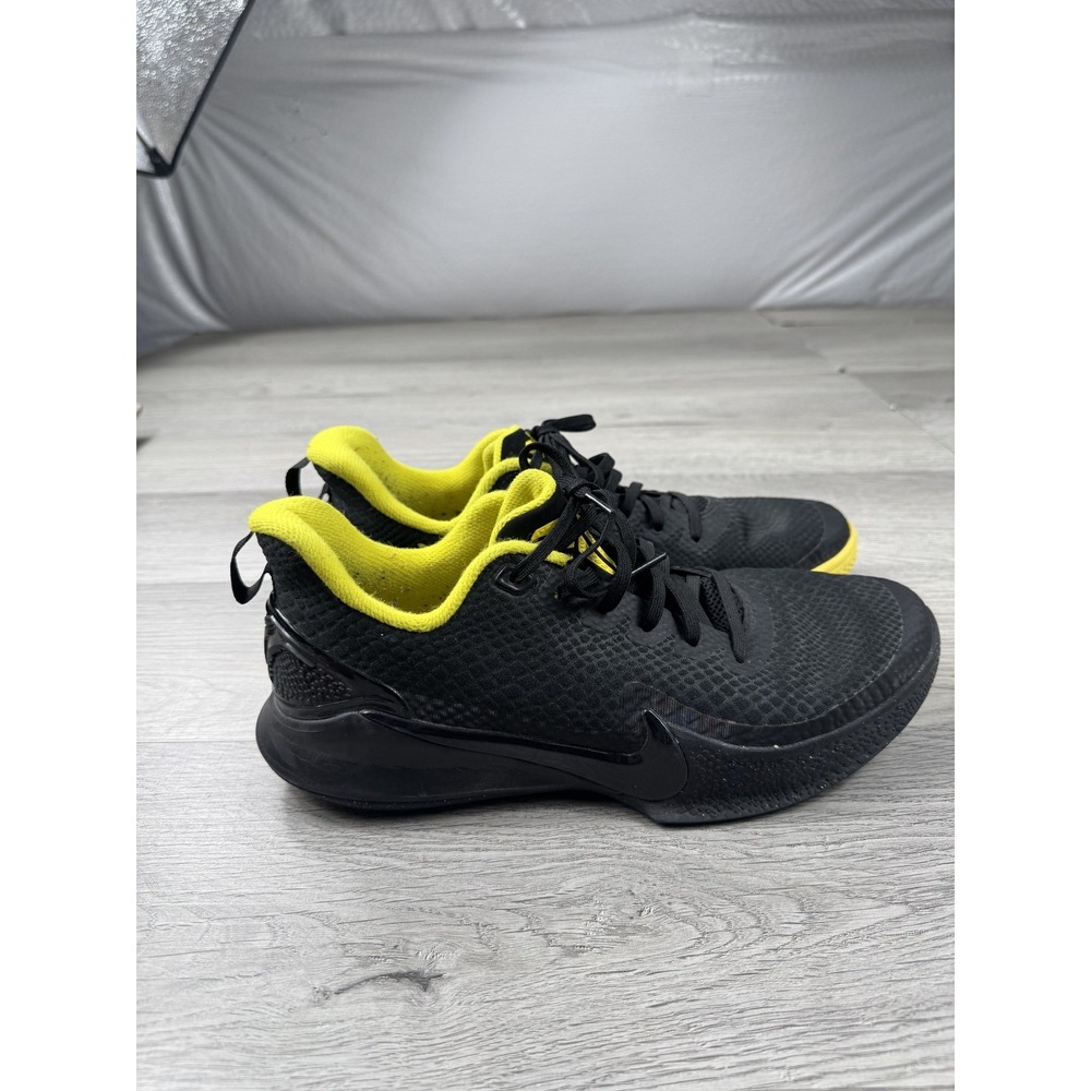 Nike Shoes Mens Sneakers Mamba Focus Black Yellow Gold Basketball Size 8.5